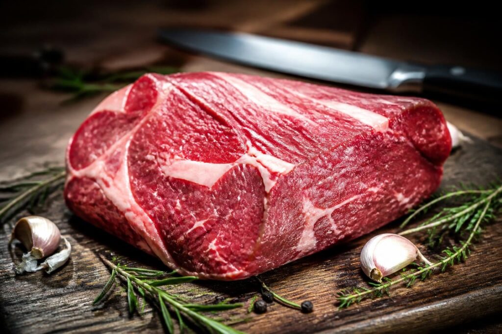 découvrez nos astuces pour réussir la cuisson du déhanché de bœuf, une pièce tendre et savoureuse, et régalez vos papilles avec des recettes faciles et gourmandes.