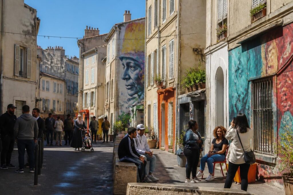 découvrez le quartier belle de mai à marseille à travers les avis des habitants et visiteurs : ambiance, vie locale, attractions et conseils pour bien explorer ce quartier dynamique.